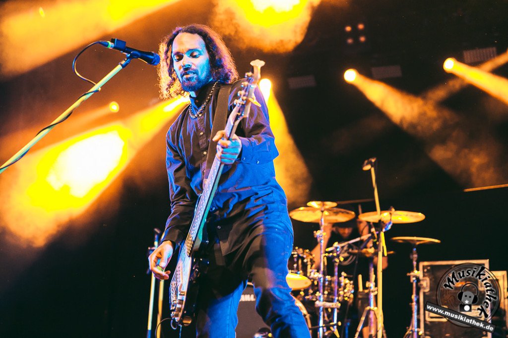 Impericon -EmilBulls--25