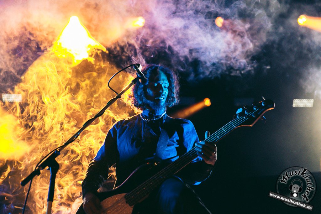 Impericon -EmilBulls--27