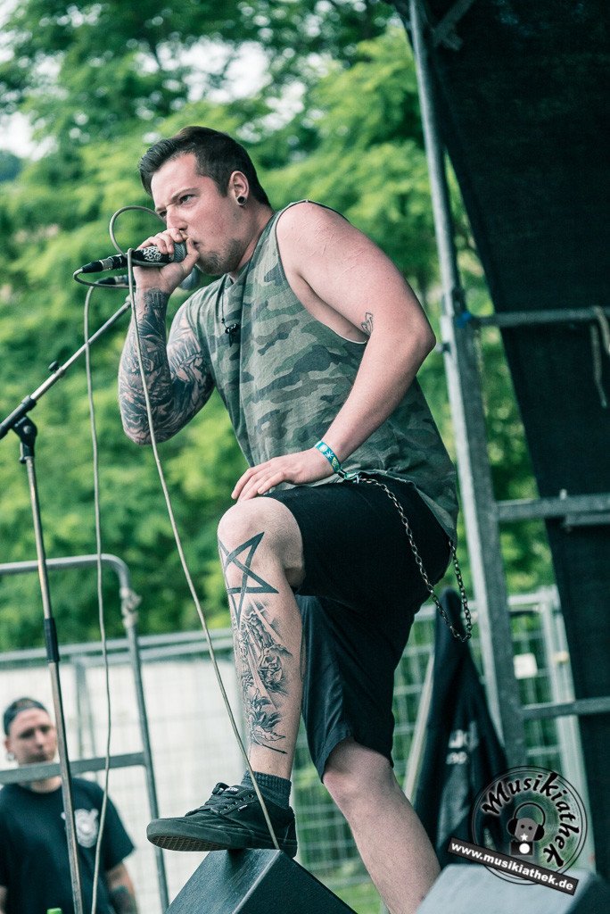 Breakdown Suicide by Sebastian Hitzel Musikiathek-18