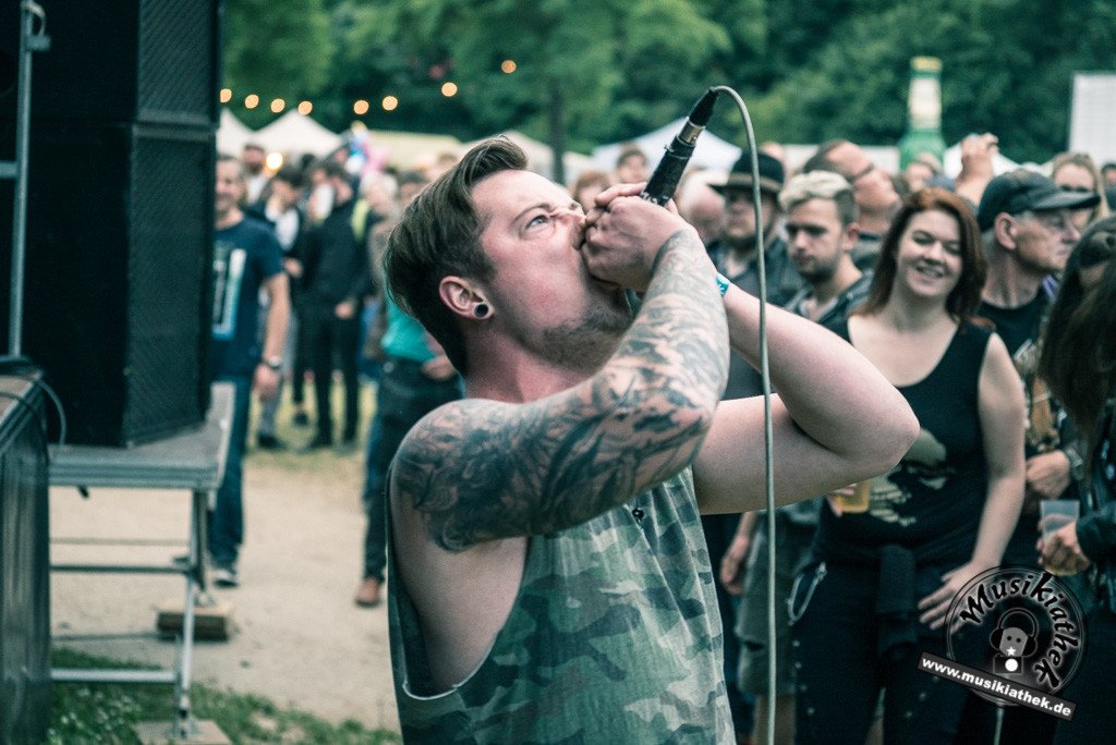 Breakdown Suicide by Sebastian Hitzel Musikiathek-28