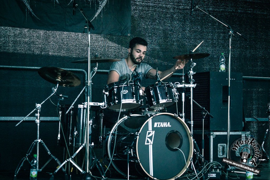 Breakdown Suicide by Sebastian Hitzel Musikiathek-9