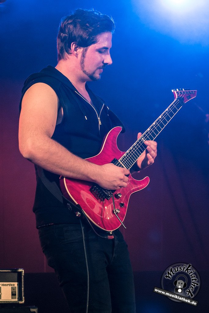 Drowning In You by Sebastian Hitzel Musikiathek-23