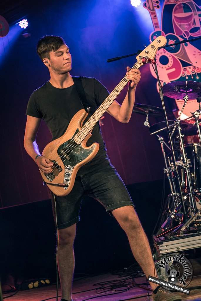 Drowning In You by Sebastian Hitzel Musikiathek-25