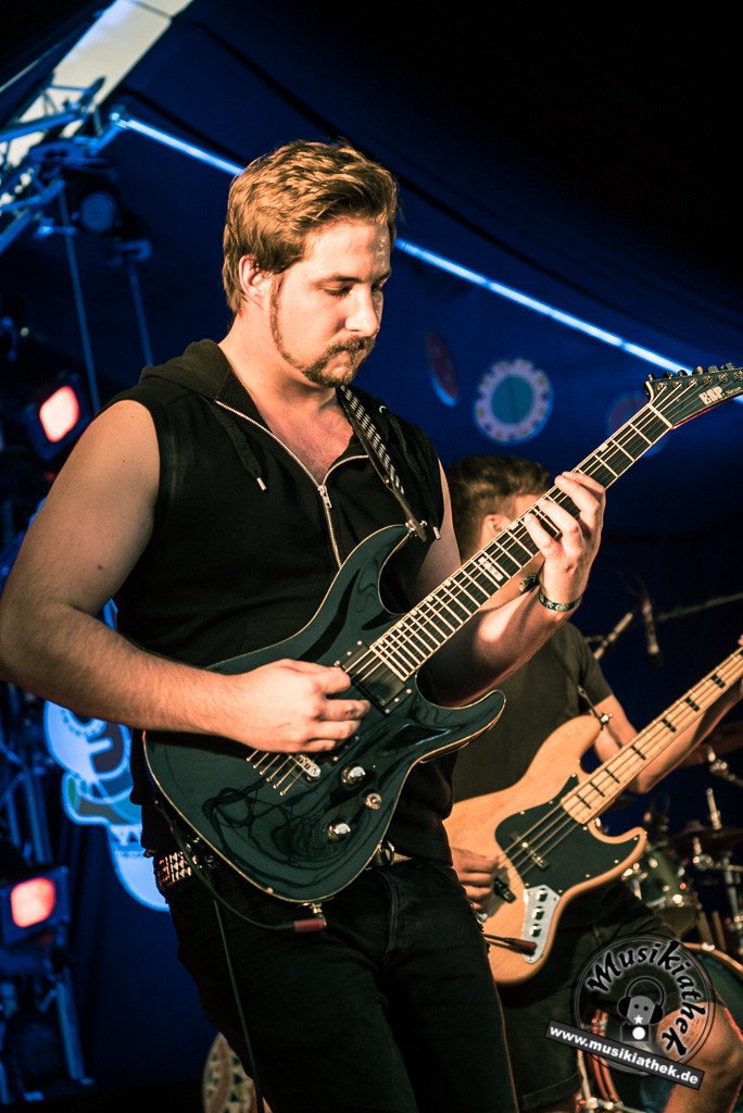 Drowning In You by Sebastian Hitzel Musikiathek-35