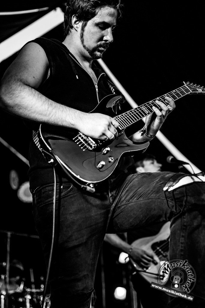 Drowning In You by Wolf Nyström Musikiathek-17