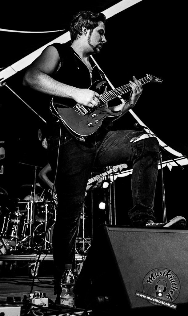 Drowning In You by Wolf Nyström Musikiathek-23