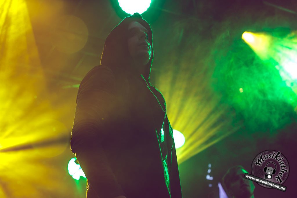 The Dark Tenor by David Hennen, Musikiathek-20