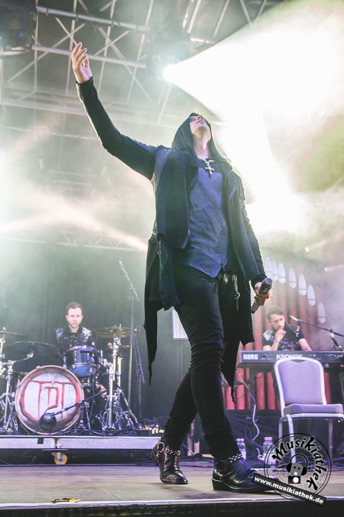 The Dark Tenor by David Hennen, Musikiathek-31