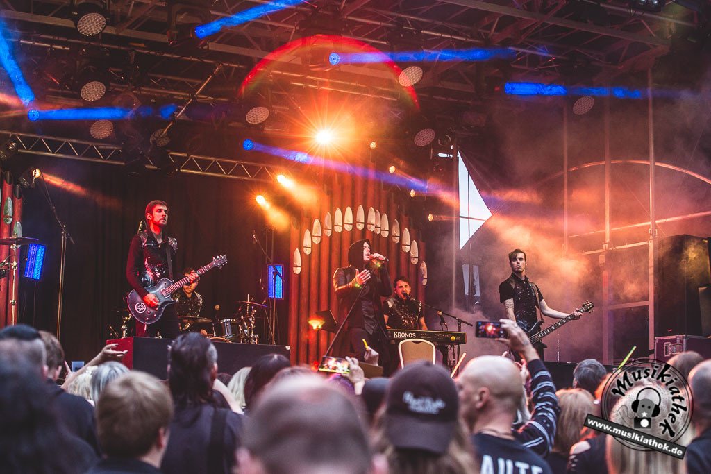 The Dark Tenor by David Hennen, Musikiathek-54