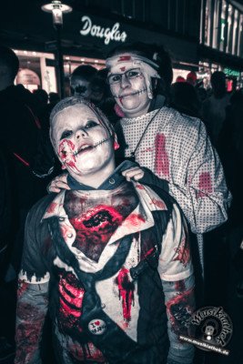 Fotos Zombiewalk Essen 2017, @Musikiathek-111