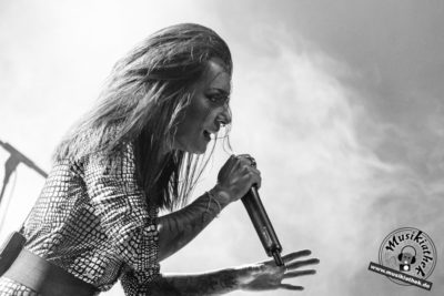 Jinjer - Turbinenhalle Oberhausen - 26. Januar 2018 - 35Musikiathek midRes