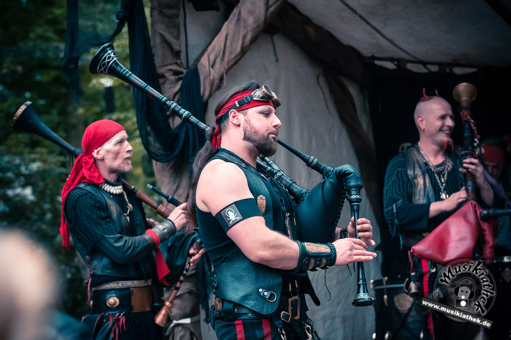 Cultus Ferox by David Hennen, Musikiathek-6