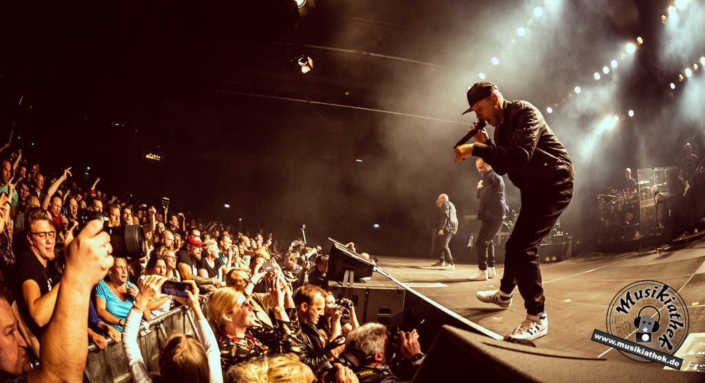 Die Fantastischen Vier by David Hennen, Musikiathek-130