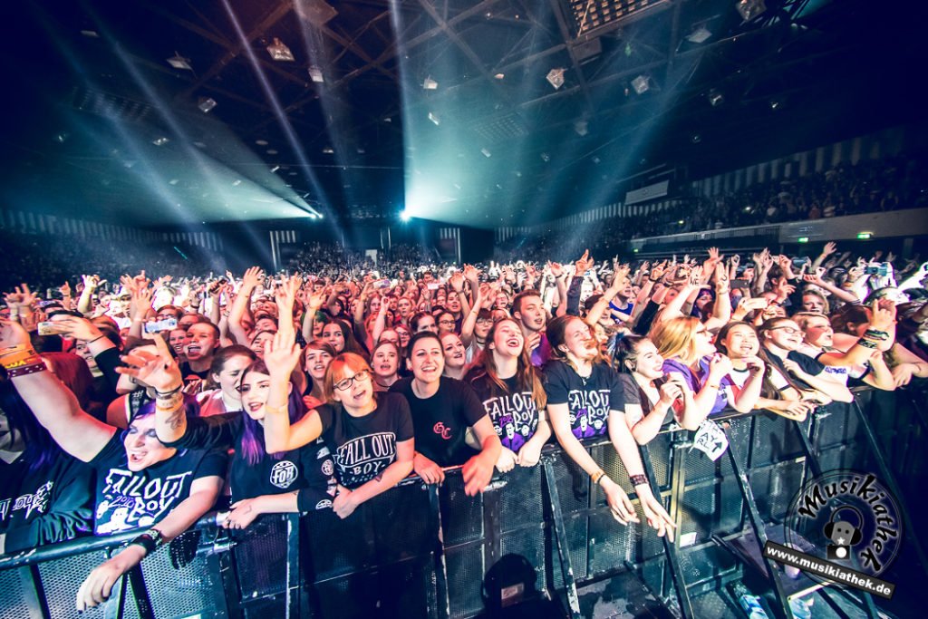 Fall Out Boy Düsseldorf by David Hennen, Musikiathek-42