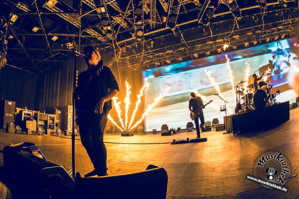 Fall Out Boy Düsseldorf by David Hennen, Musikiathek-45