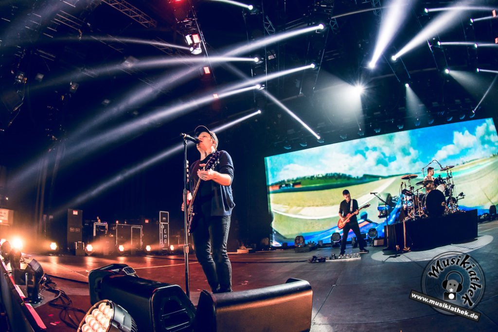 Fall Out Boy Düsseldorf by David Hennen, Musikiathek-46