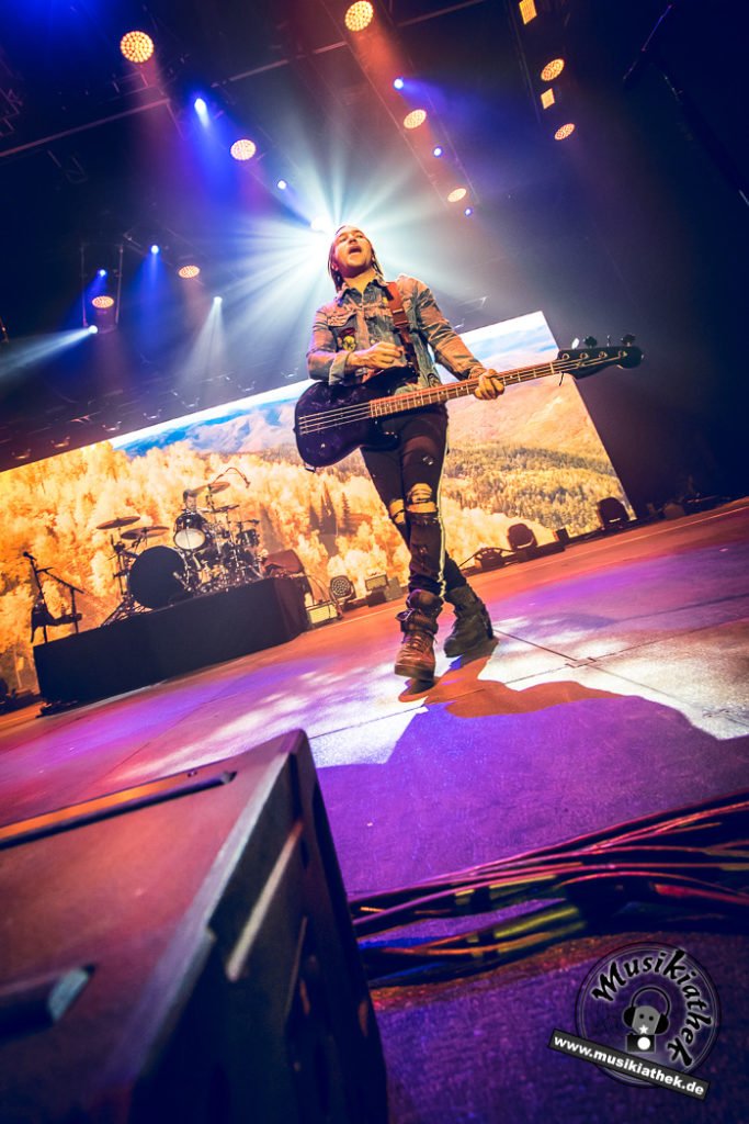 Fall Out Boy Düsseldorf by David Hennen, Musikiathek-49