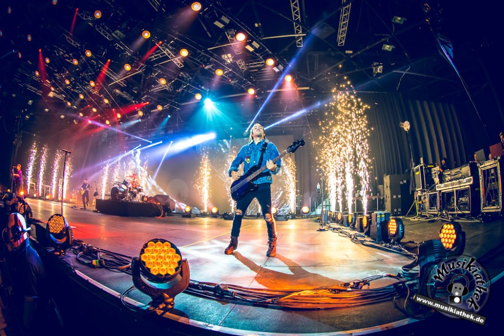 Fall Out Boy Düsseldorf by David Hennen, Musikiathek-60