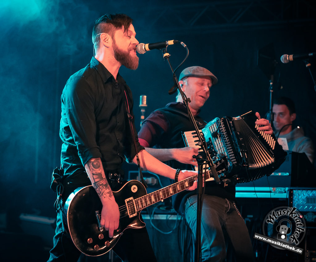 Fiddlers Green by David Hennen, Musikiathek-14