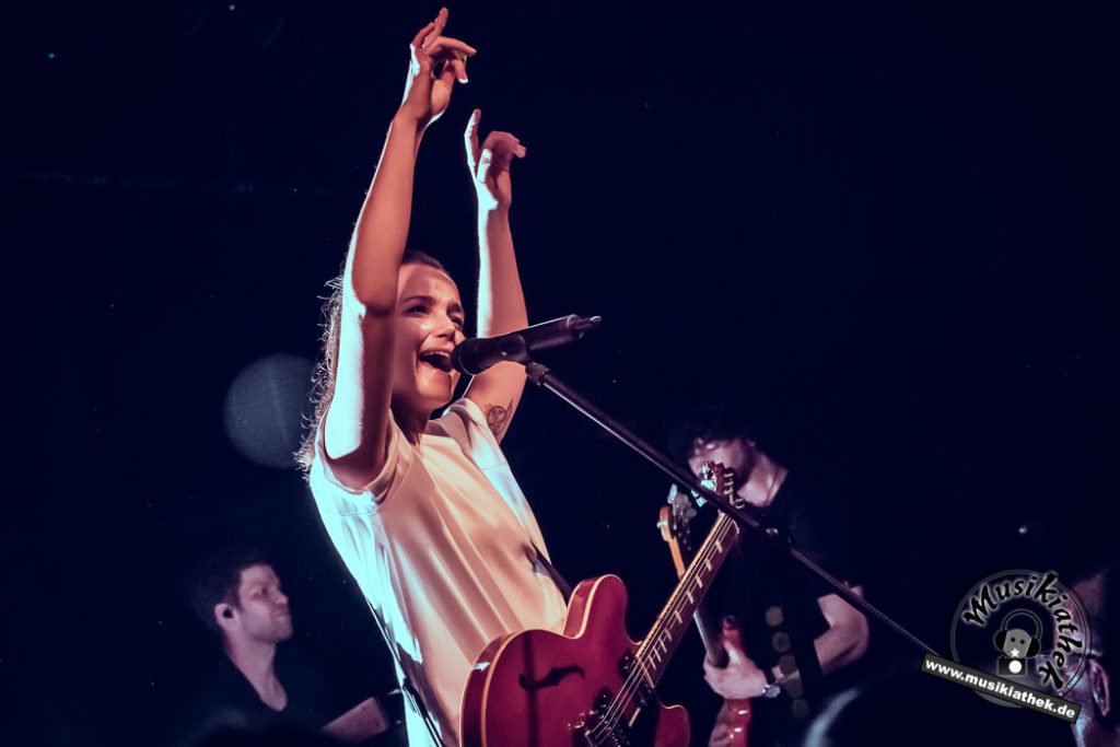 Lotte by David Hennen, Musikiathek-15