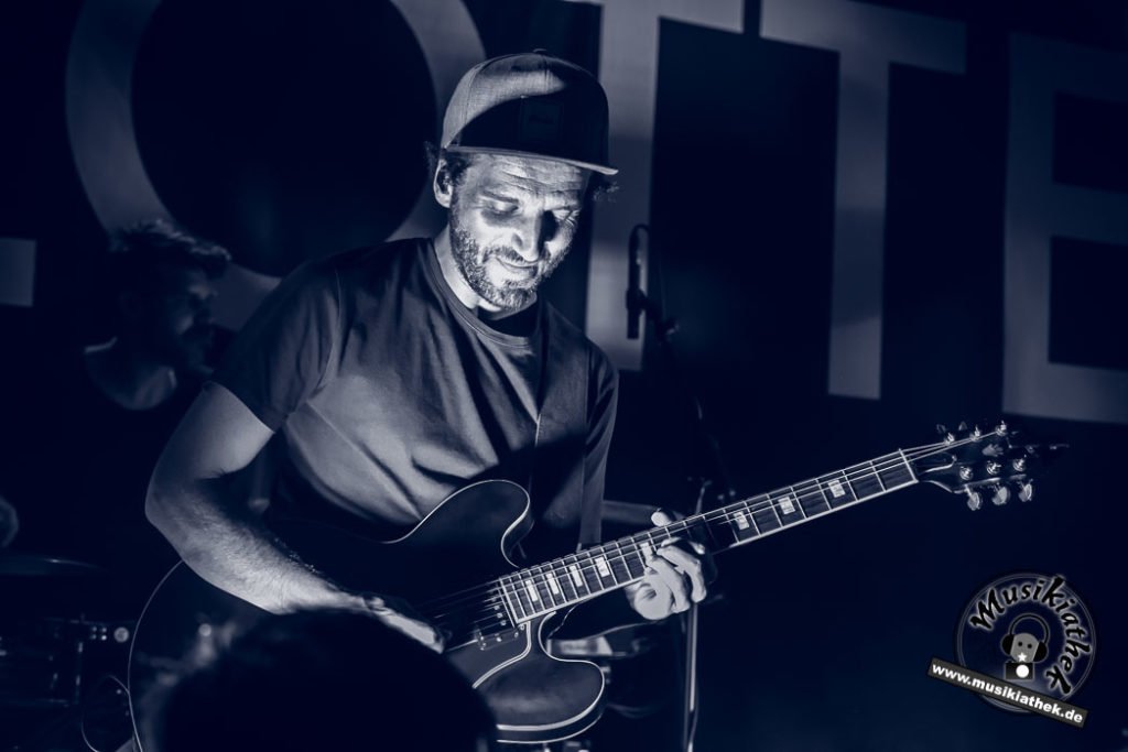 Lotte by David Hennen, Musikiathek-16