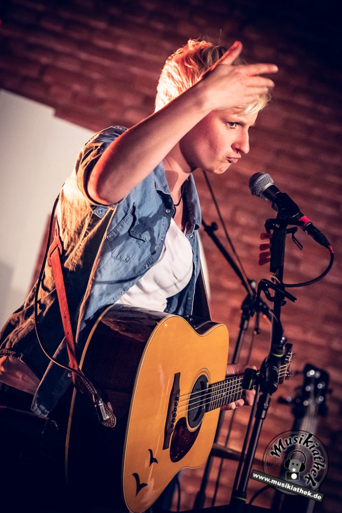 Ohrenpost by David Hennen, Musikiathek-38