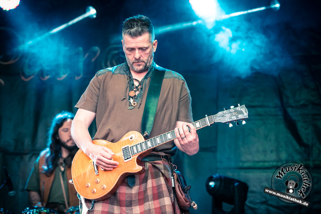 Saor Patrol by David Hennen, Musikiathek-2