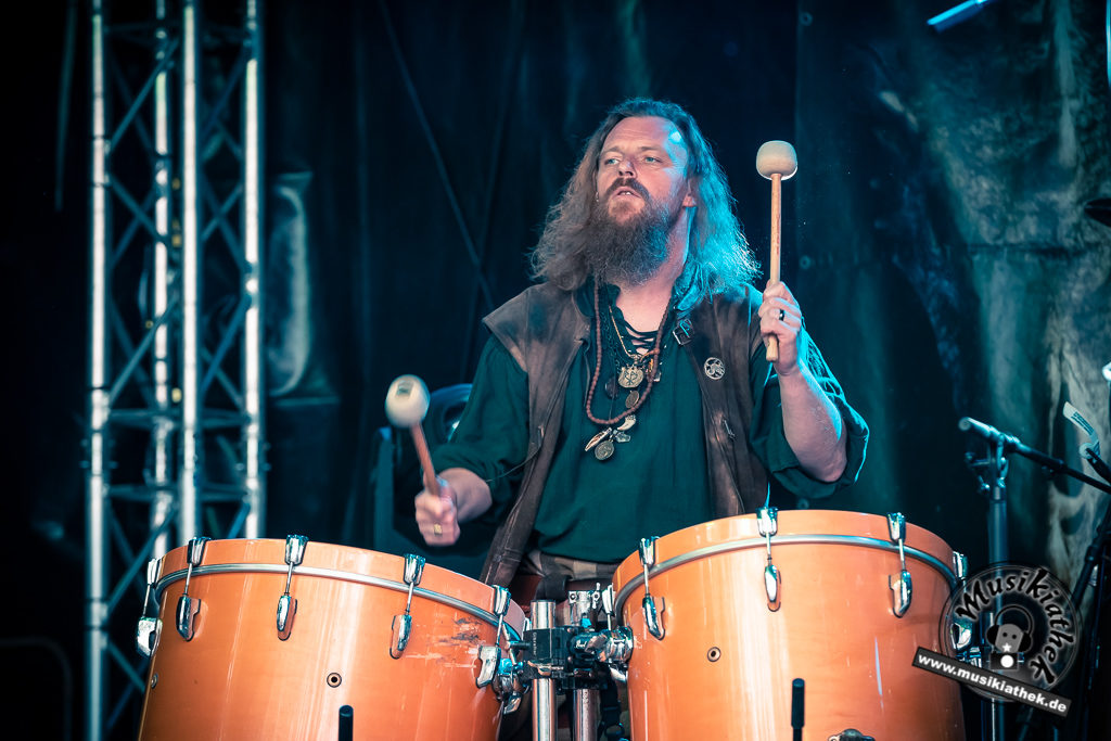 Saor Patrol by David Hennen, Musikiathek-4