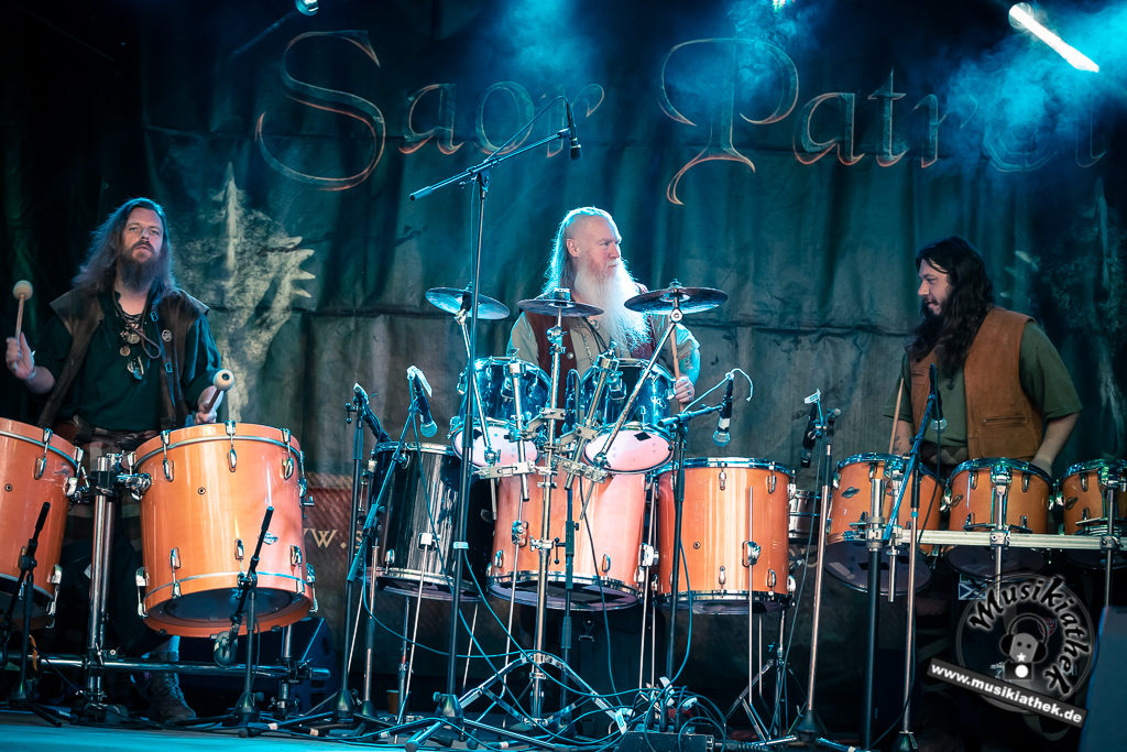 Saor Patrol by David Hennen, Musikiathek-9