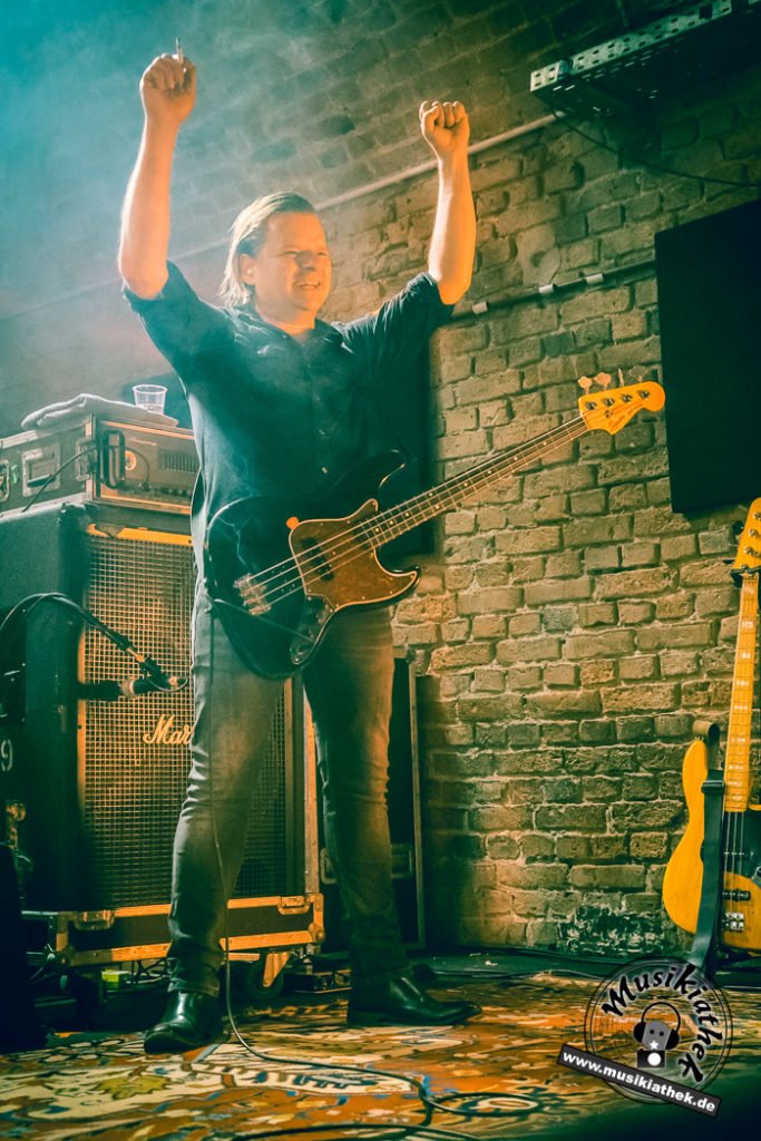 Selig by David Hennen, Musikiathek-35