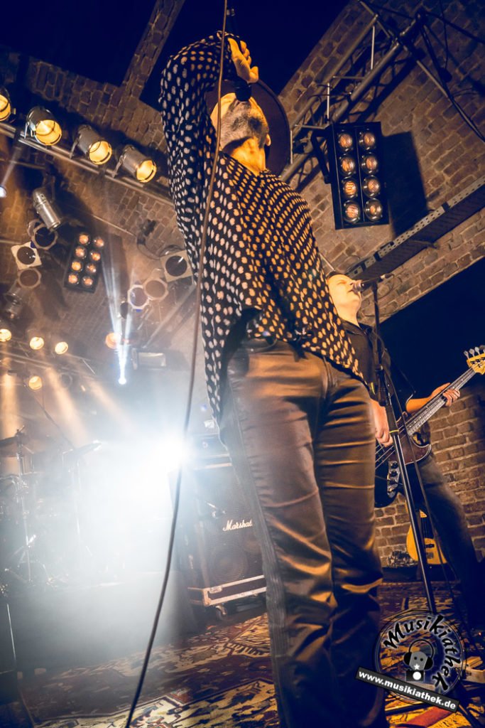 Selig by David Hennen, Musikiathek-9