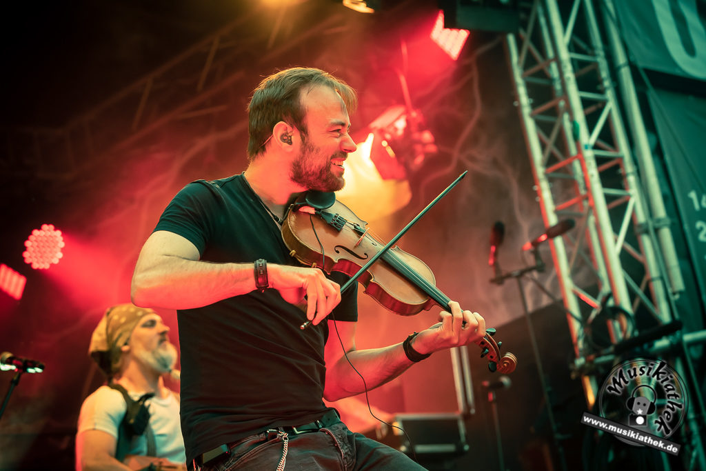 Versengold by David Hennen, Musikiathek-6