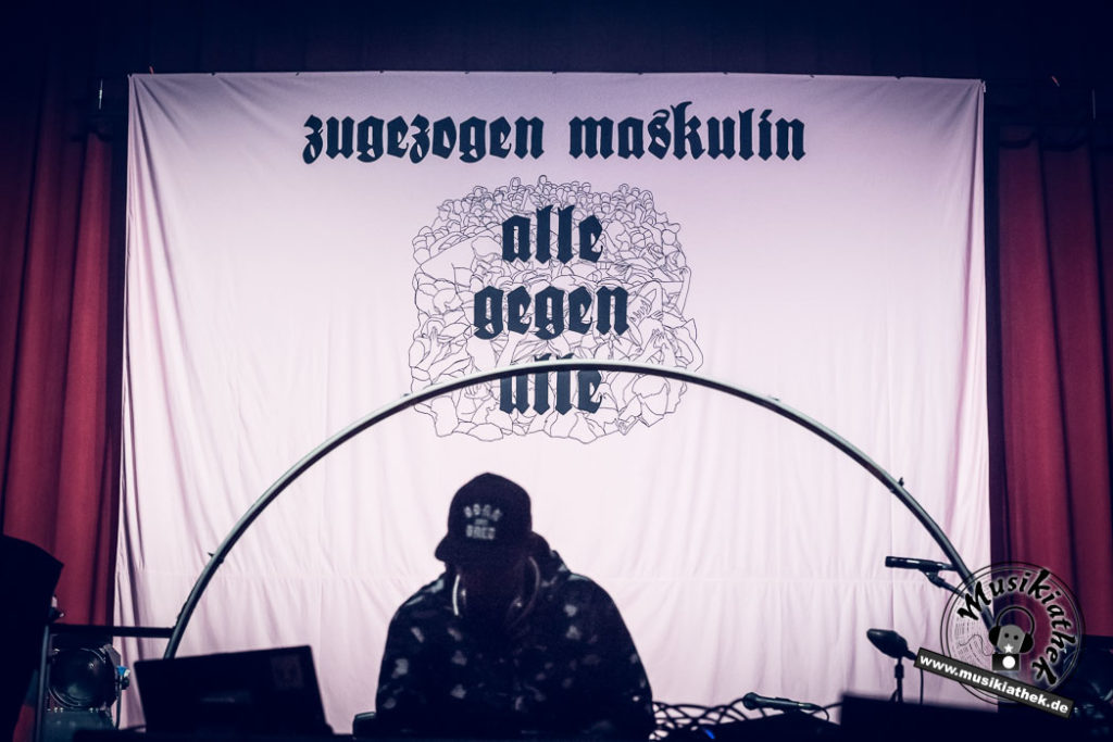 Zugezogen Maskulin by David Hennen, Musikiathek-1