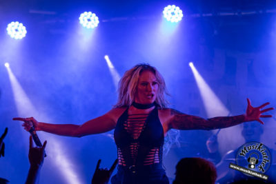 Butcher Babies - Kubana Siegburg - 19. Oktober 2018 - 15 Musikiathek midRes