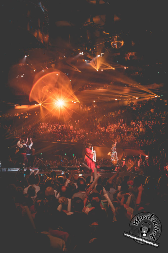 Kelly Family by David Hennen, Musikiathek-11