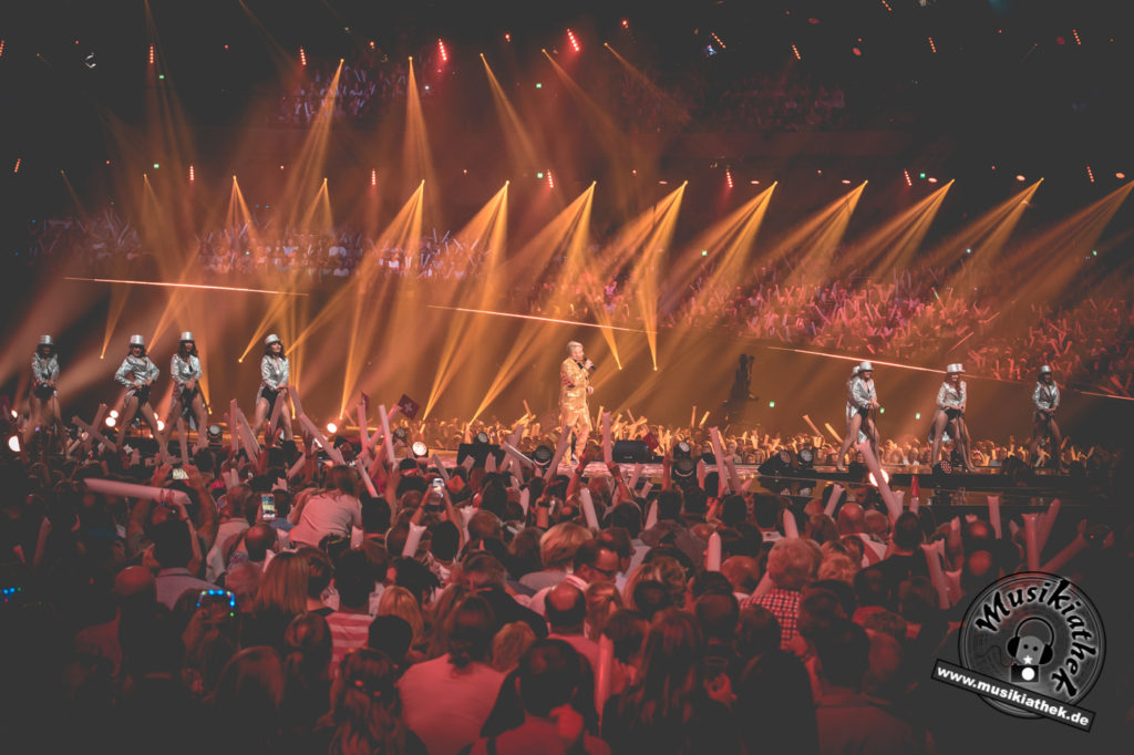 Ross Antony by David Hennen, Musikiathek-5