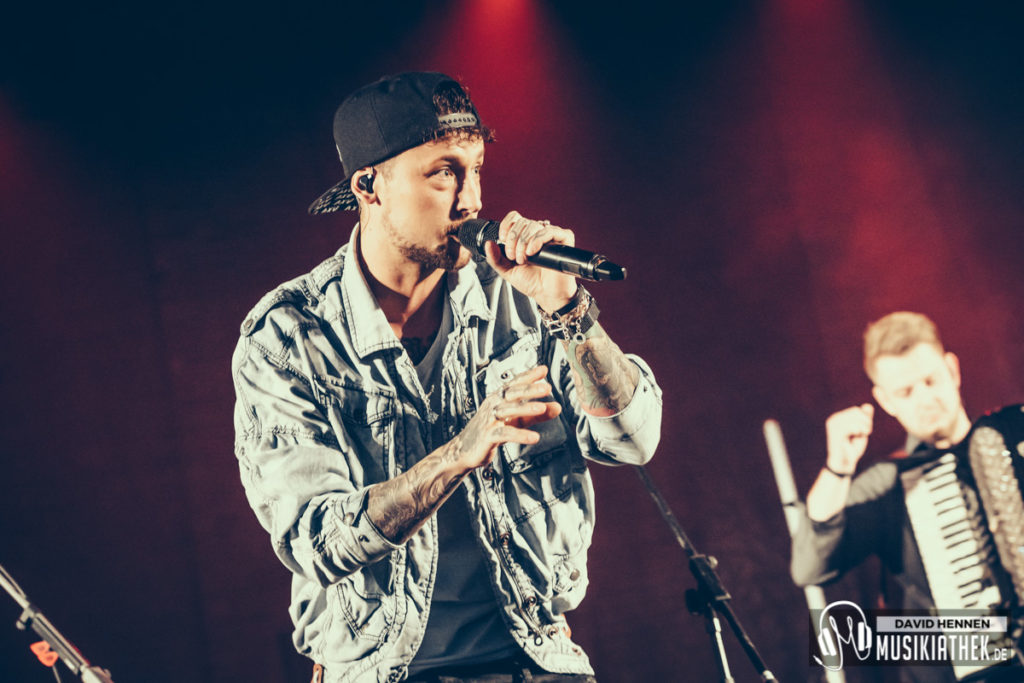 Kuult by David Hennen, Musikiathek-9