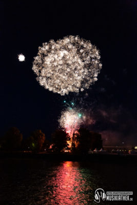 Feuerwerk - Unter Schwarzer Flagge - 11. Mai 2019 - 004 Musikiathek midRes