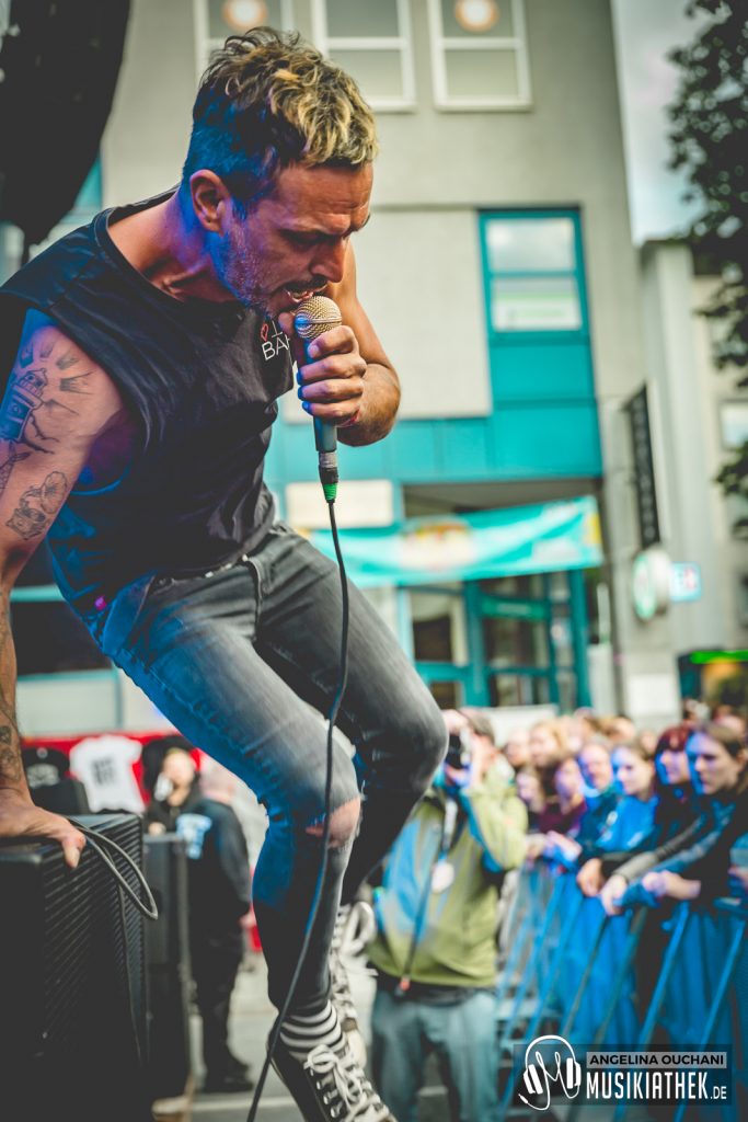 AlexMofaGang-Angelina-Ouchani-1-f47fe114-0180b78a