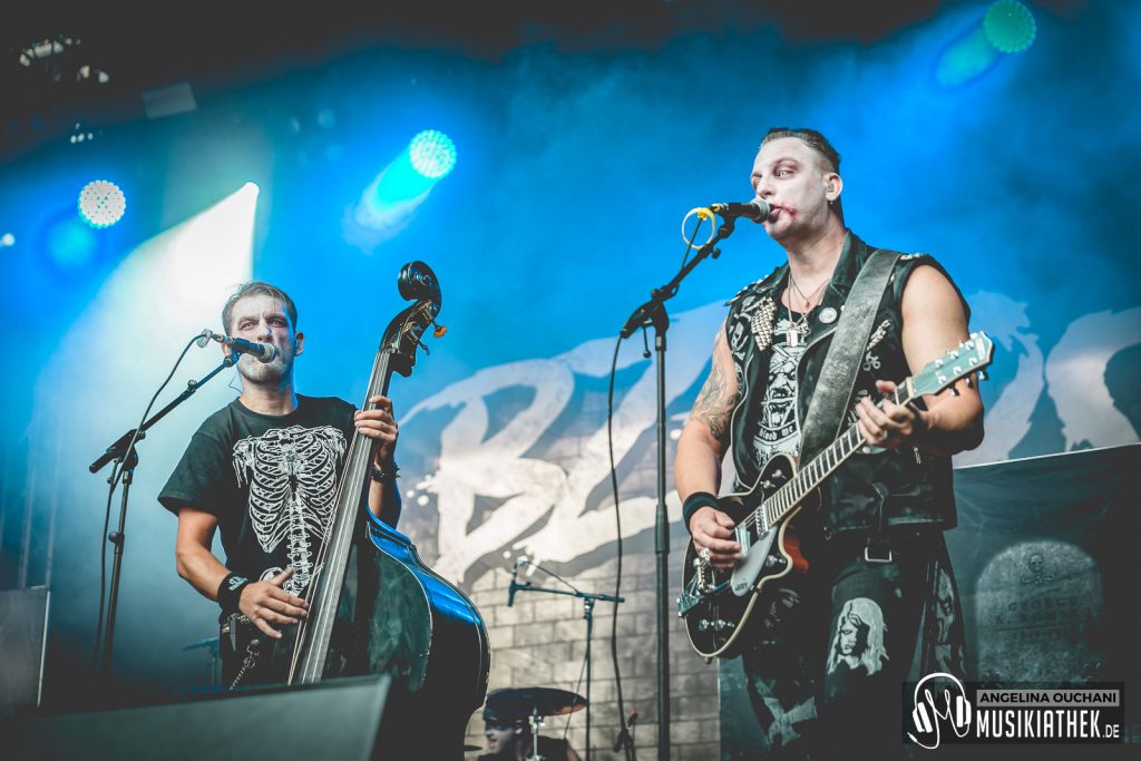 Bloodsucking Zombies from outer Space-17-1c57bda1