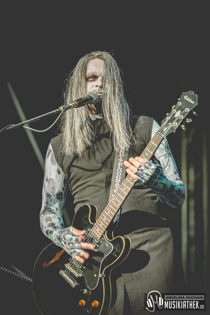 Bloodsucking Zombies from outer Space-22-6f8f236e