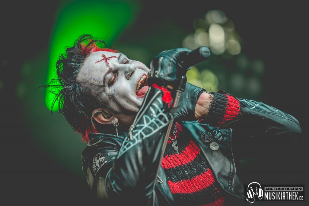 Bloodsucking Zombies from outer Space-23-f62ff77e