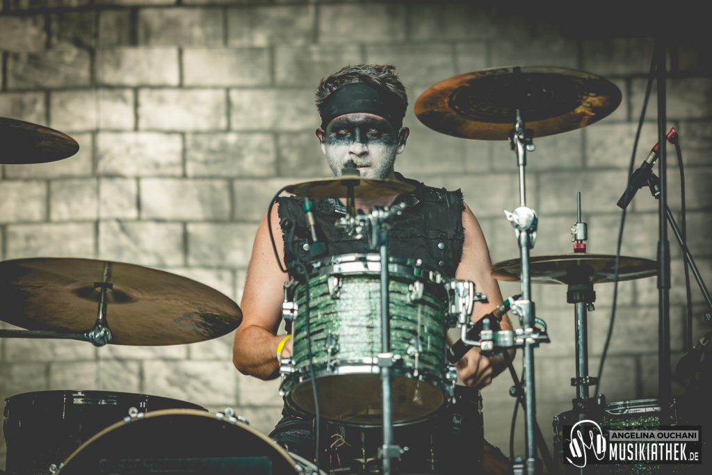 Bloodsucking Zombies from outer Space-24-38afd8fc