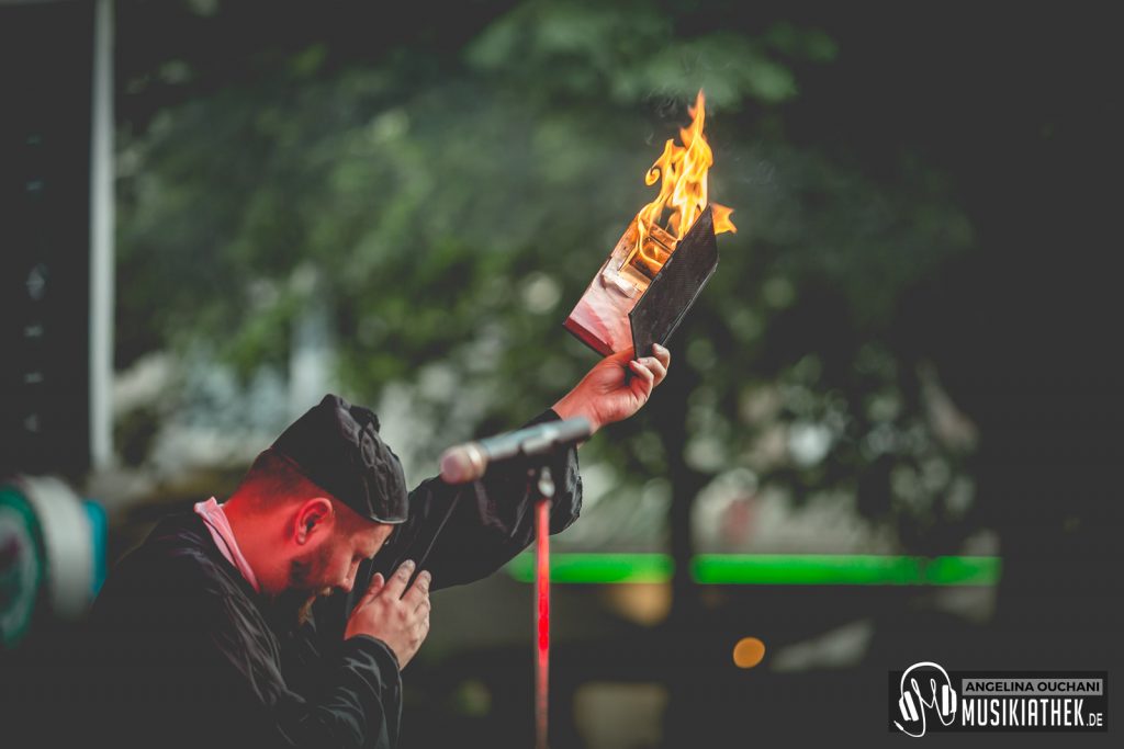 Bloodsucking Zombies from outer Space-40-e3766d42