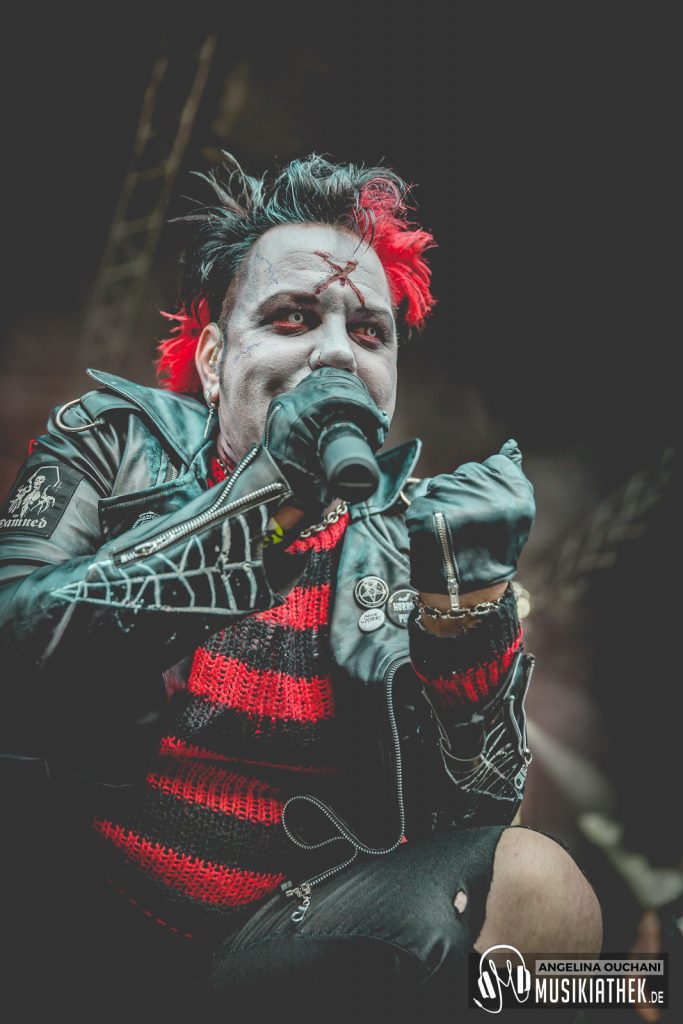 Bloodsucking Zombies from outer Space-5-c18fd3da