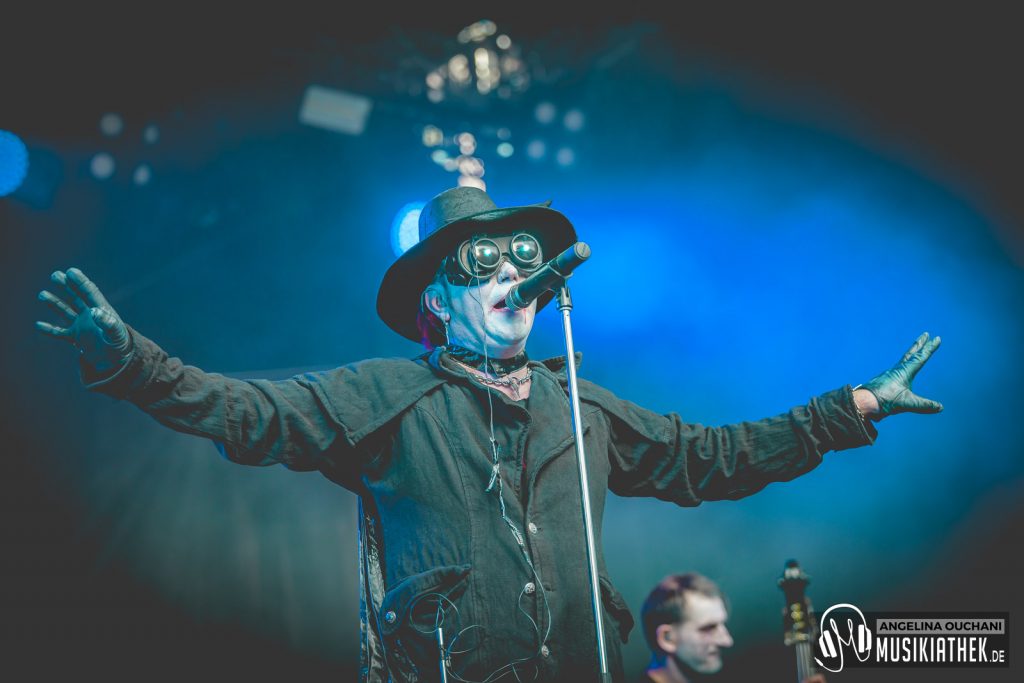 Bloodsucking Zombies from outer Space-52-d509c40a