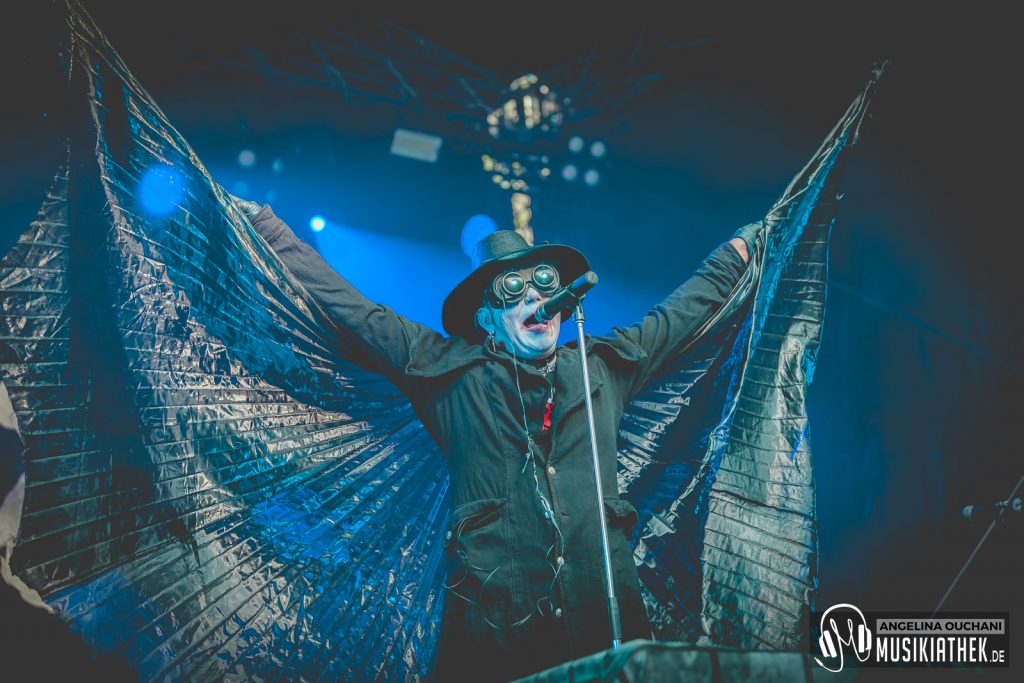 Bloodsucking Zombies from outer Space-53-b4cc1652