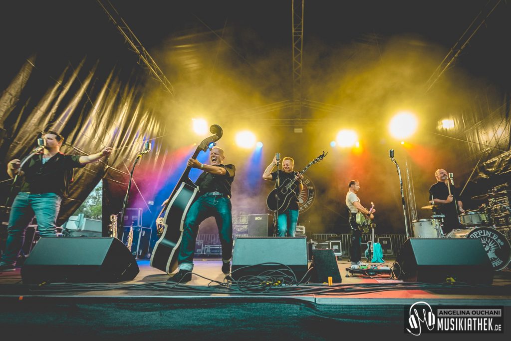 Boppin'B-17-23fb4124