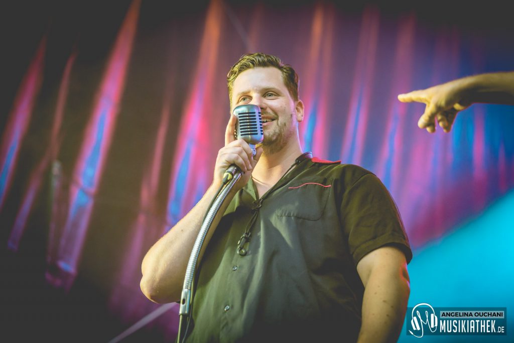 Boppin'B-28-4c88b8a3