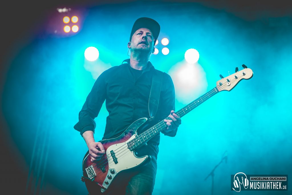 LongDistanceCalling-11-6f29e09e